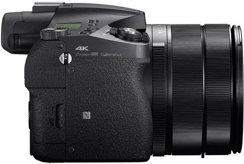 sony-cybershot-dsc-rx10-iv-compact-camera (11)