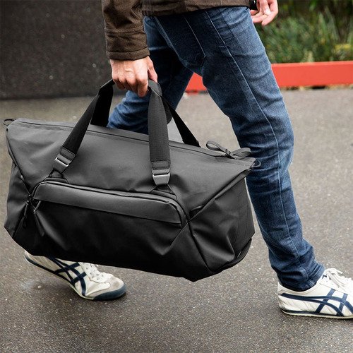 Duffel-Black-11_c7753e52-a941-43ed-ab31-09a9ad663771_1024x1024