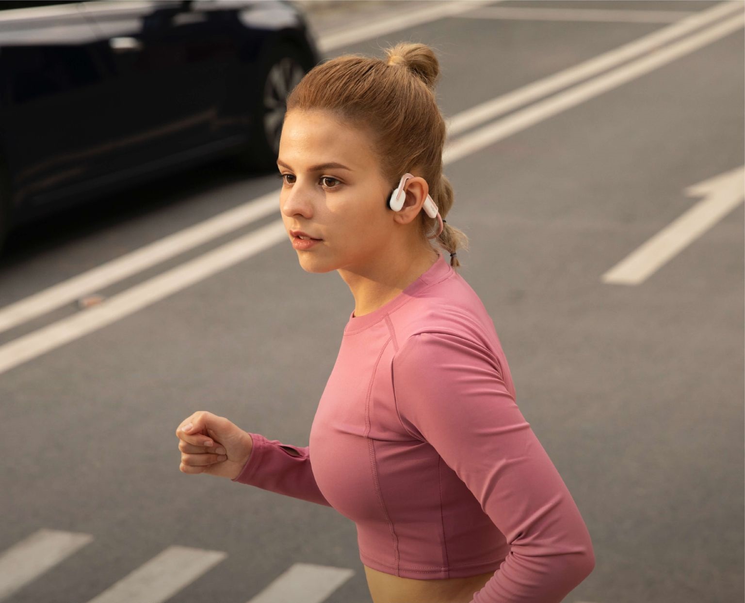 Shokz OpenMove - Pink-5
