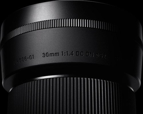 Sigma30mmF14DCDN-3