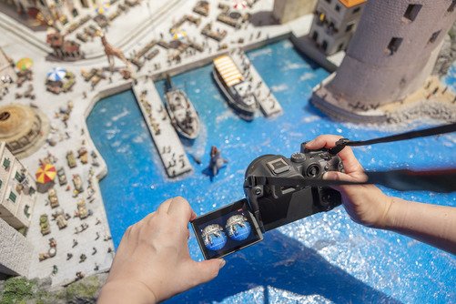 Canon RF-S 7.8mm F4 STM Dual - 15