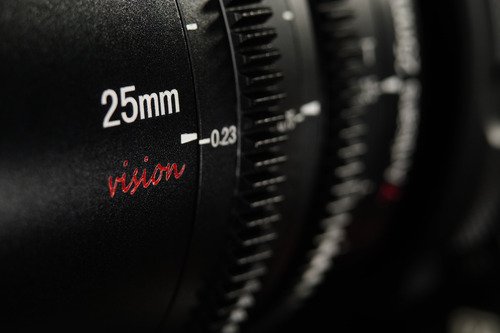 7Artisans 25mm T1.05 Sony E-Mount | Cine APS-C | Black - 7