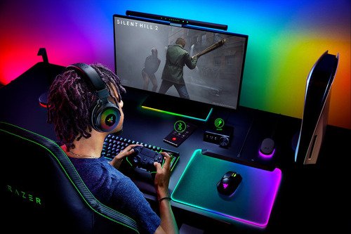Razer Kraken V4 Pro - 7