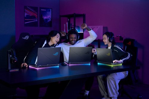 Asus ROG Strix G18 G815LW-S9076W - 12
