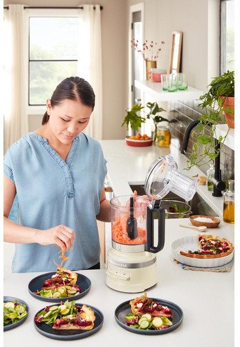 KitchenAid Foodprocessor 2.1L Amandelwit 5KFP0921EAC - 7