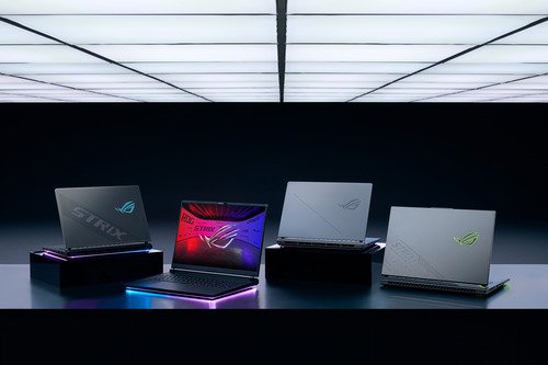Asus ROG Strix G814FPS900 - 17