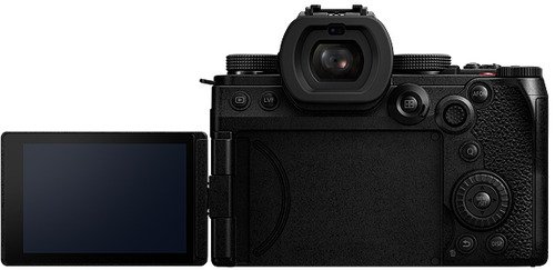 Panasonic LUMIX S5II + 20-60mm f/3.5-5.6 + 50mm f1.8 - 6