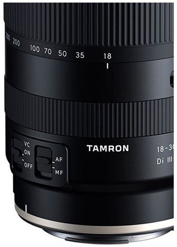 Tamron 18-300mm f/3.5-6.3 Di III-A VC VXD (Canon RF) - 4