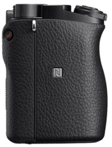 Sony A6100 + 16-50mm + SEL 55-210mm - 6