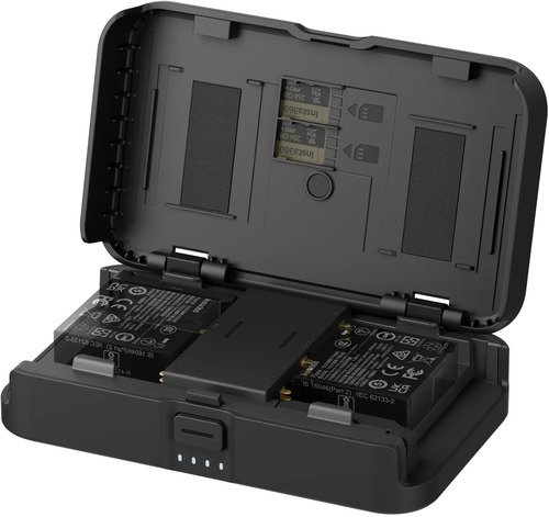 Insta360 Portable Charging Case - 1