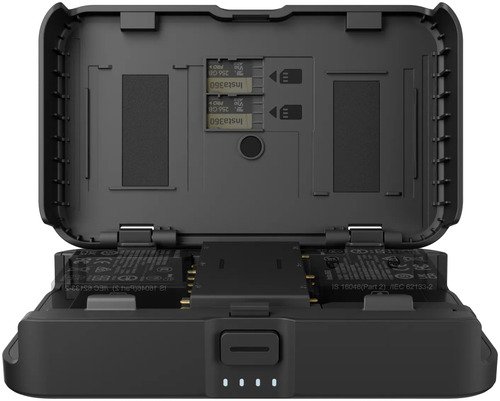 Insta360 Portable Charging Case - 4