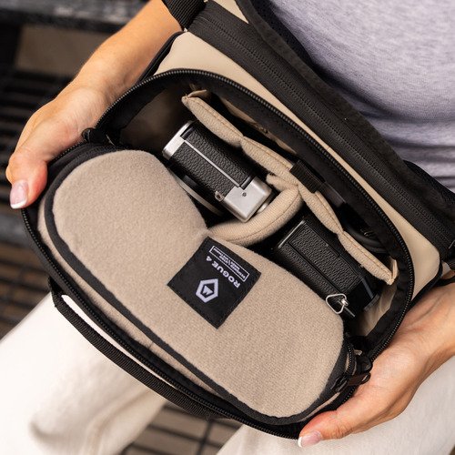 WANDRD Rogue Sling 4L Yuma Tan V2 - 4