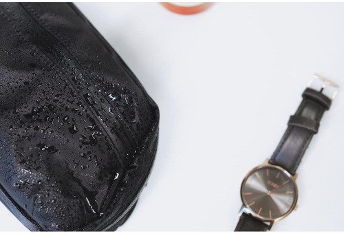 WANDRD Toiletry Bag Large - 6