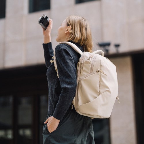 PGYTECH OneGo Lite Backpack 16L Cream - 2